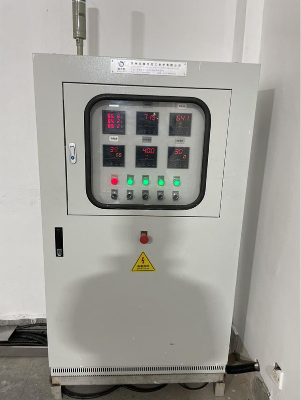 主控制系統(tǒng)